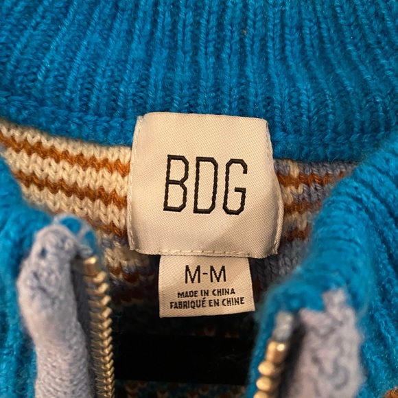 BDG Ski sweater. Medium. 1/4 zip. Urban Outfitters - Picture 2 of 8